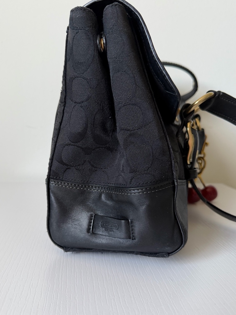 Coach Signature Hampton Flap Bag 11061 - Picture 5 of 9